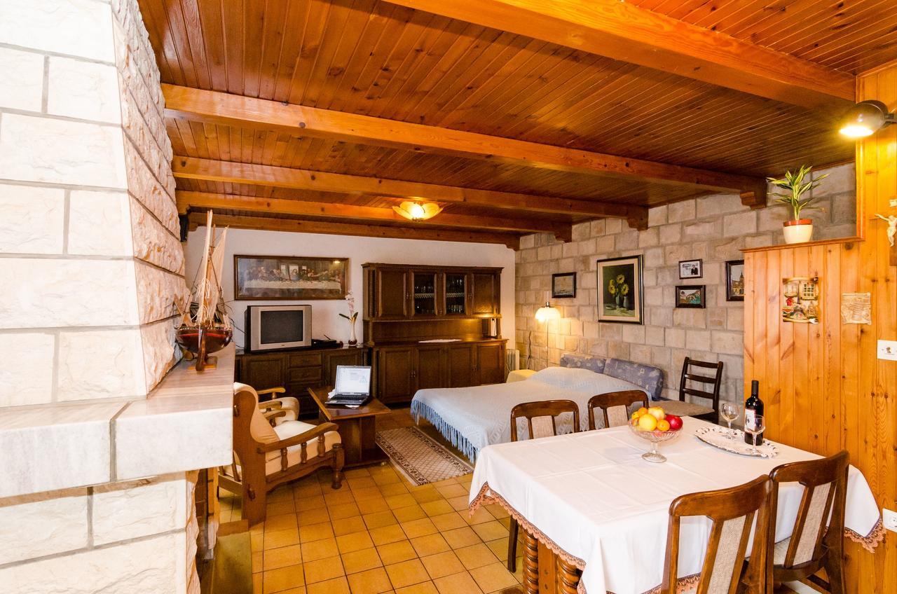 Apartments Tatjana ดูบรอฟนิก ภายนอก รูปภาพ