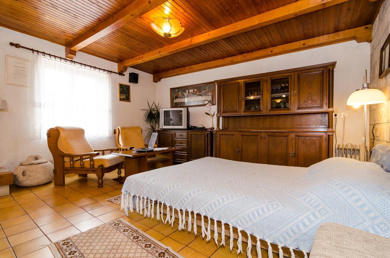 Apartments Tatjana ดูบรอฟนิก ภายนอก รูปภาพ